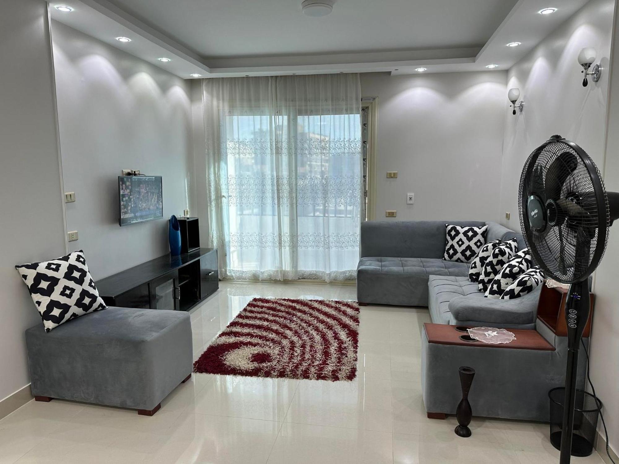 Comfy Luxurious Apartments In Central Location In Mansheyet El Bakry East Kahire Dış mekan fotoğraf