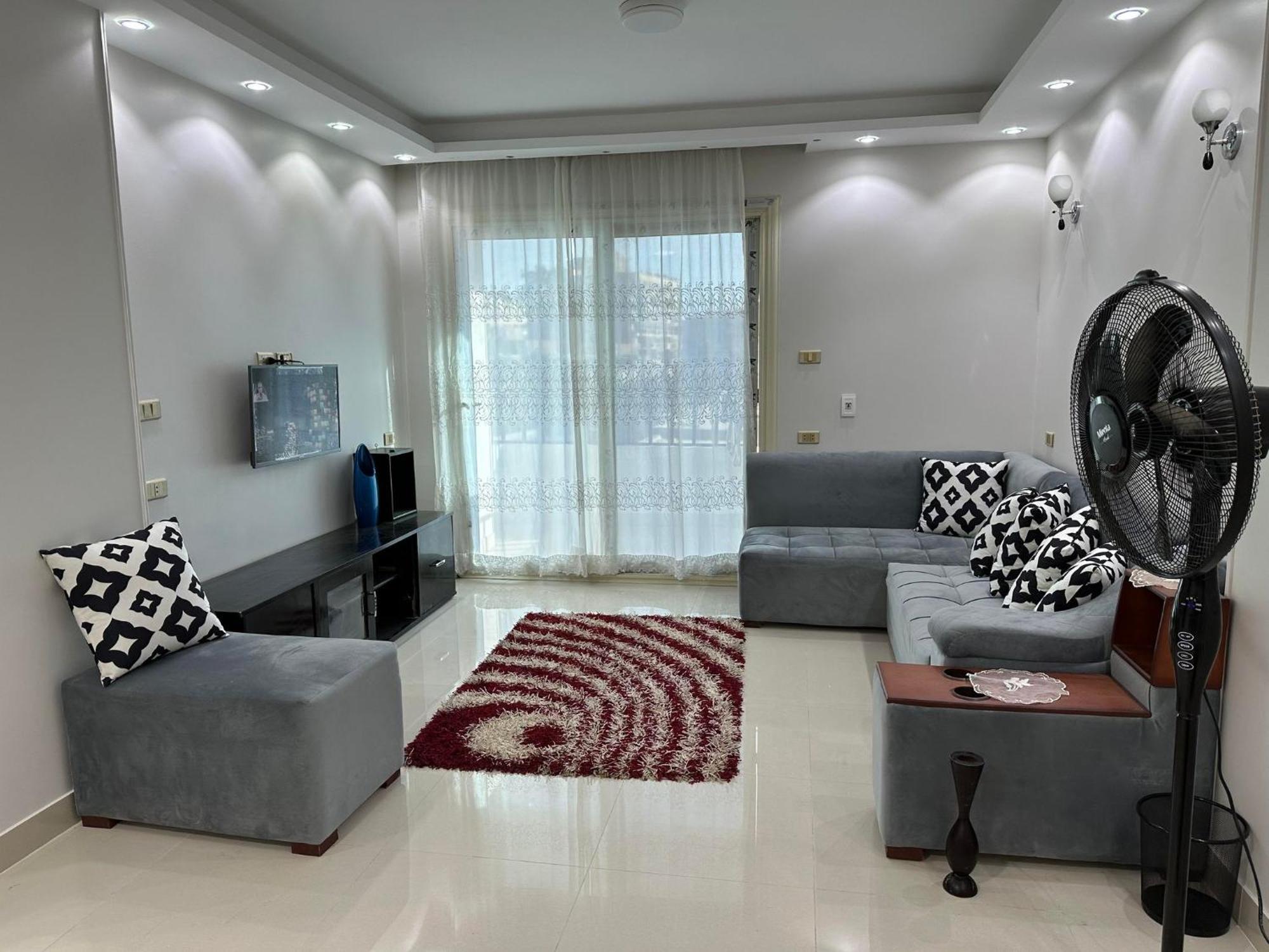 Comfy Luxurious Apartments In Central Location In Mansheyet El Bakry East Kahire Dış mekan fotoğraf