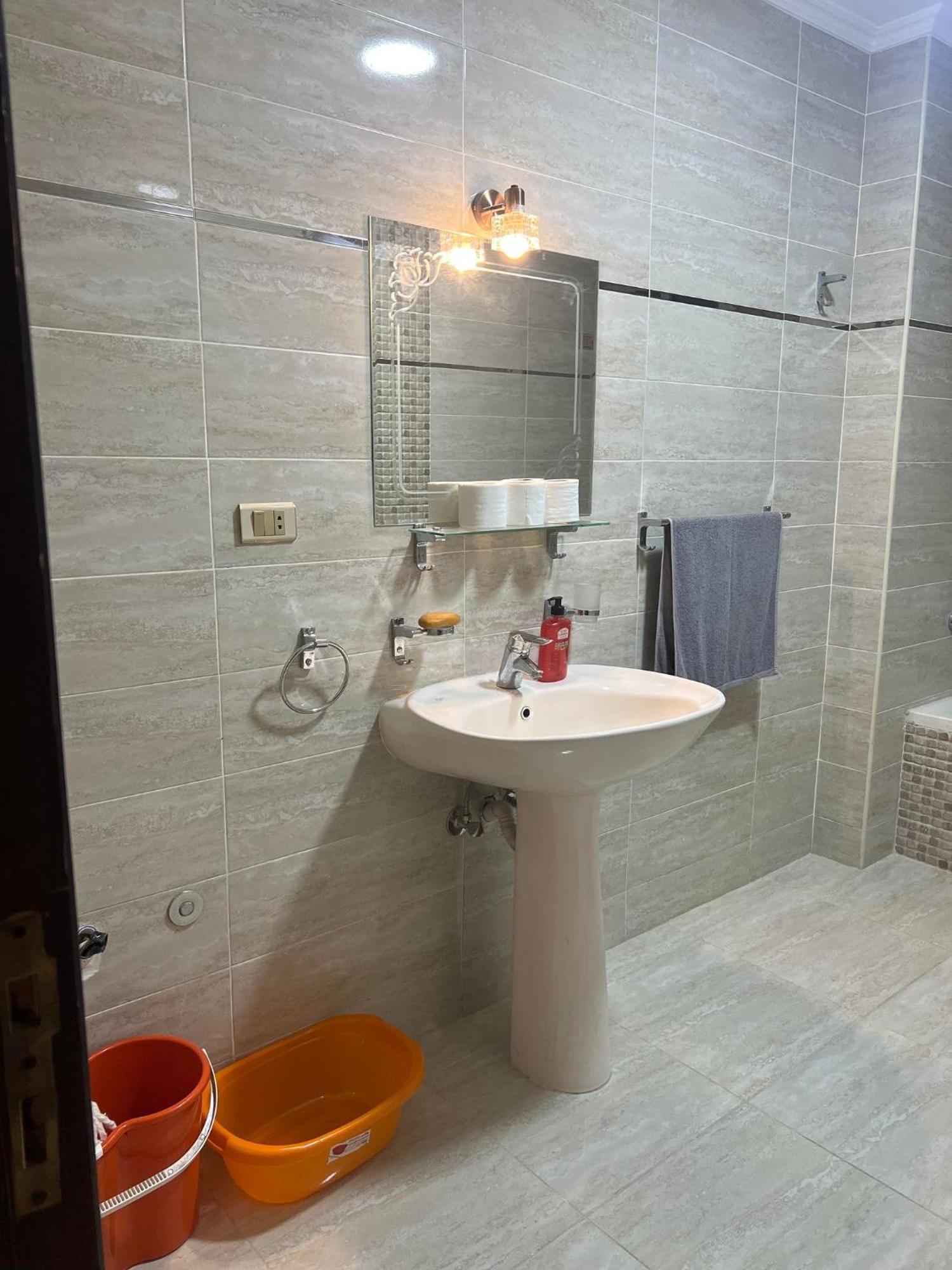 Comfy Luxurious Apartments In Central Location In Mansheyet El Bakry East Kahire Dış mekan fotoğraf