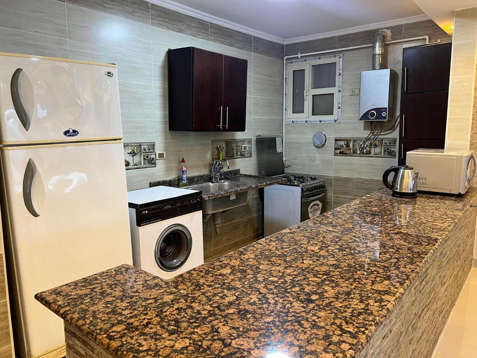 Comfy Luxurious Apartments In Central Location In Mansheyet El Bakry East Kahire Dış mekan fotoğraf